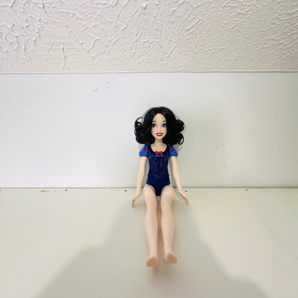 Disney Princess Snow White Doll Mattel HLW08 Blue Molded Bodice‎ Glitter Toy